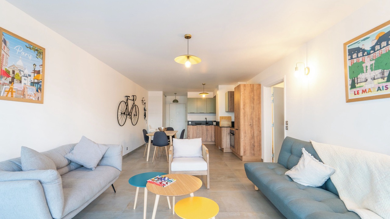 Photo of Livingroom in Les Puces de Saint-Ouen