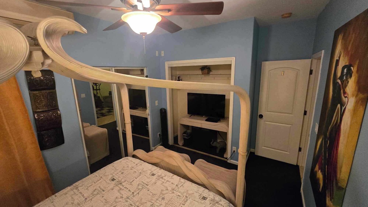 Photo of Bedroom in Wailuku
