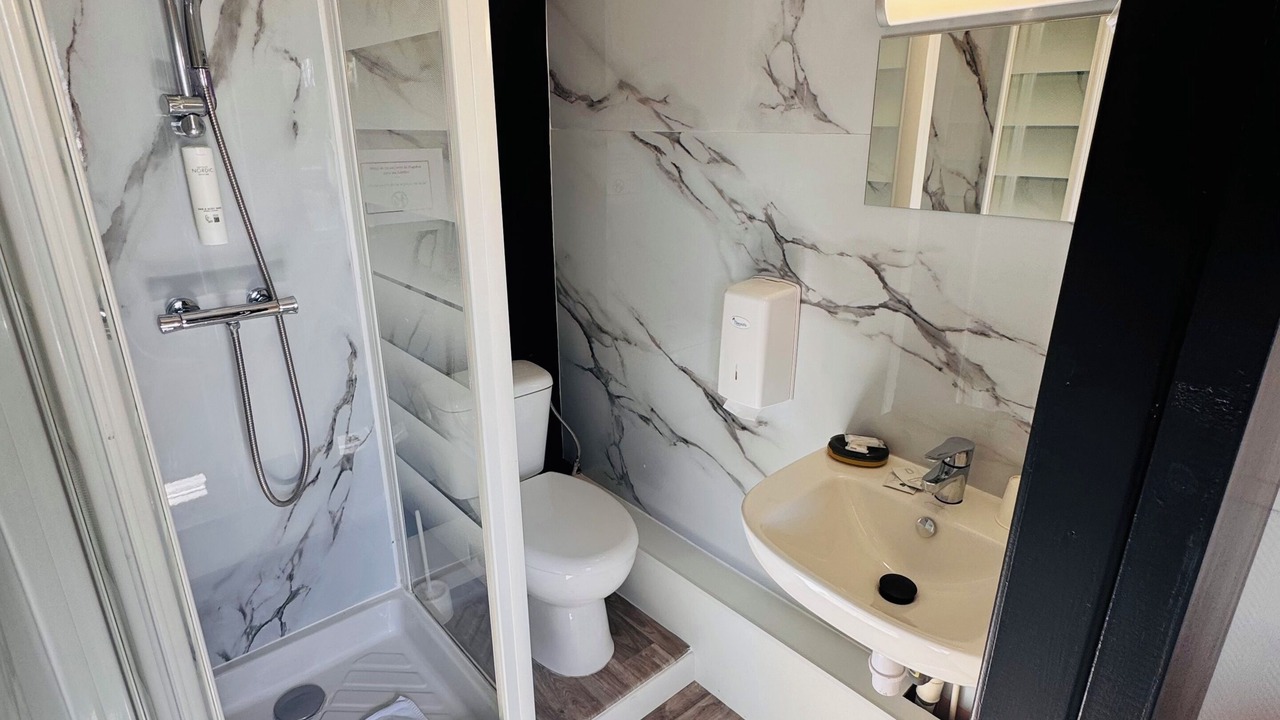 Photo of Bathroom in Brequerecque