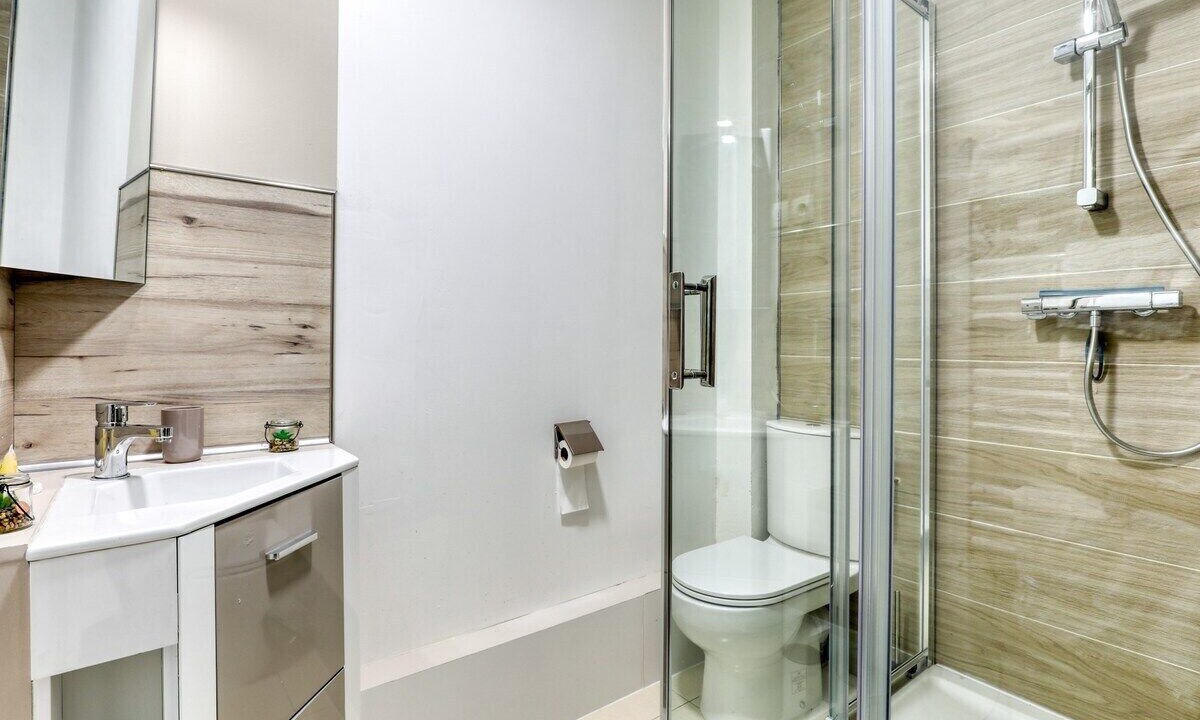 Photo of Others in Etampes