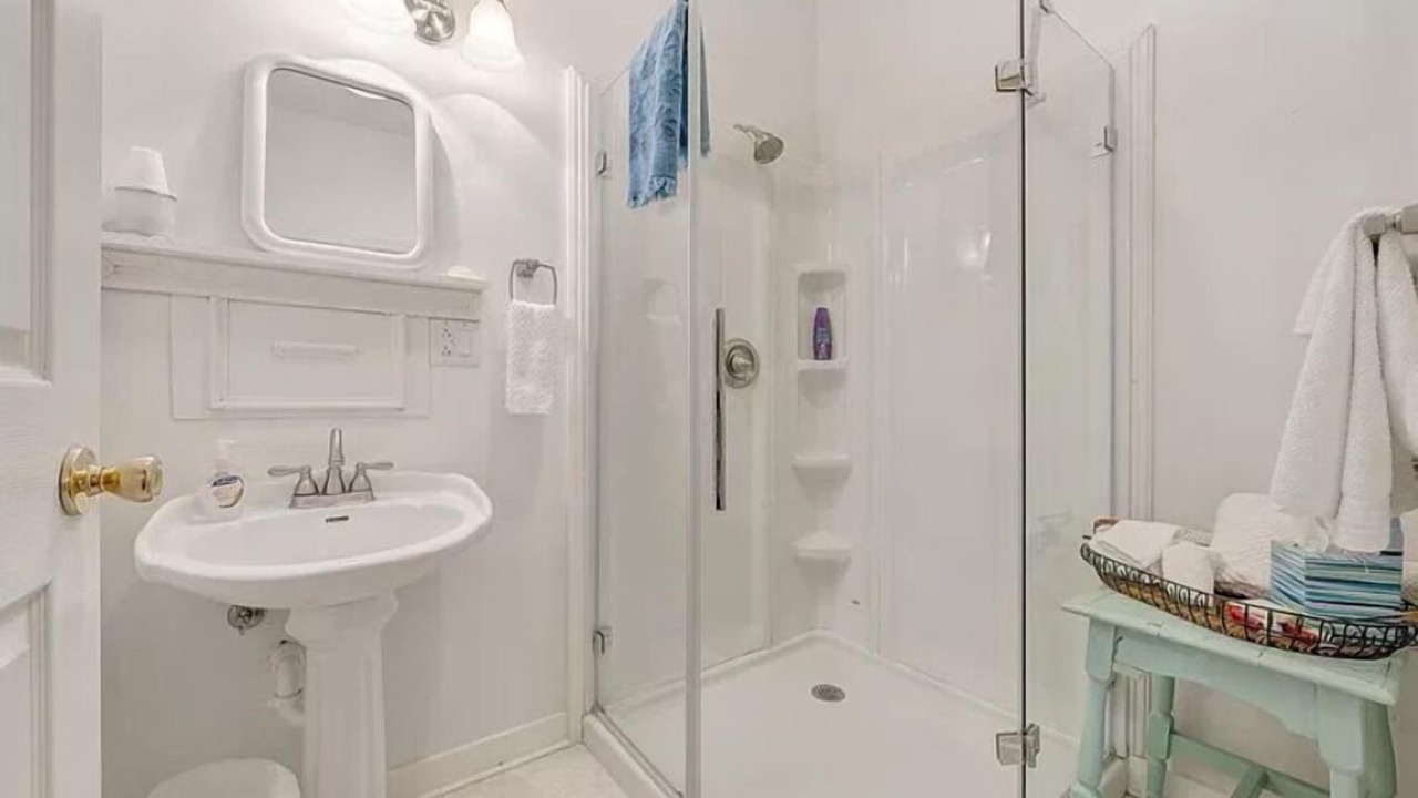 Photo of Bathroom in Alderson