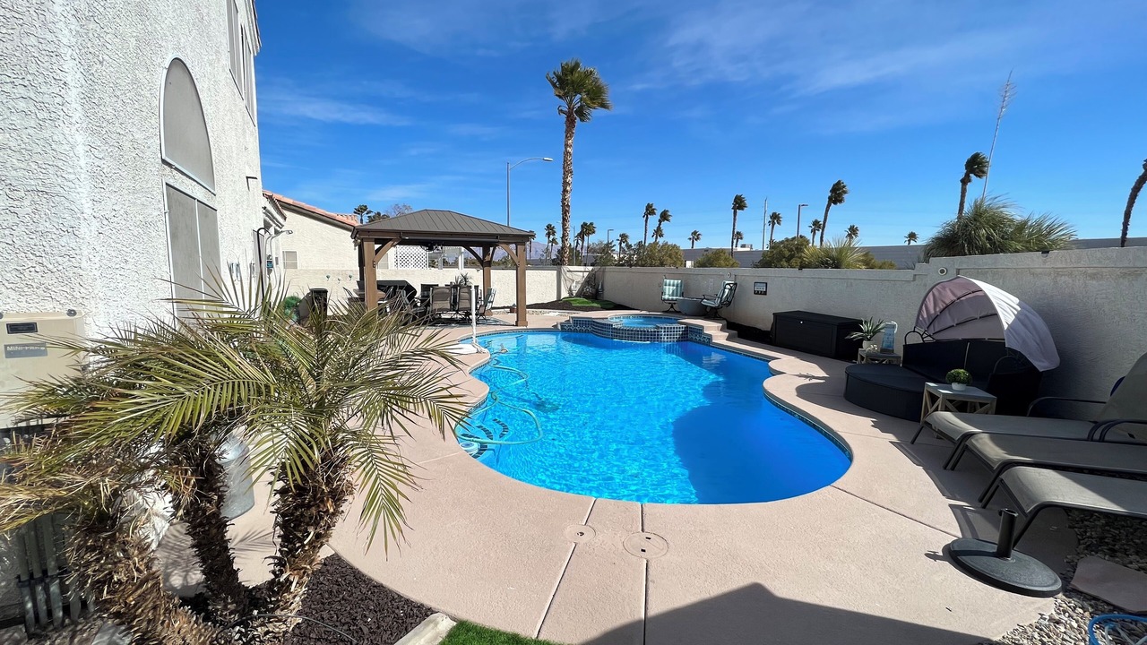 Photo of Outdoor in Desert Shores