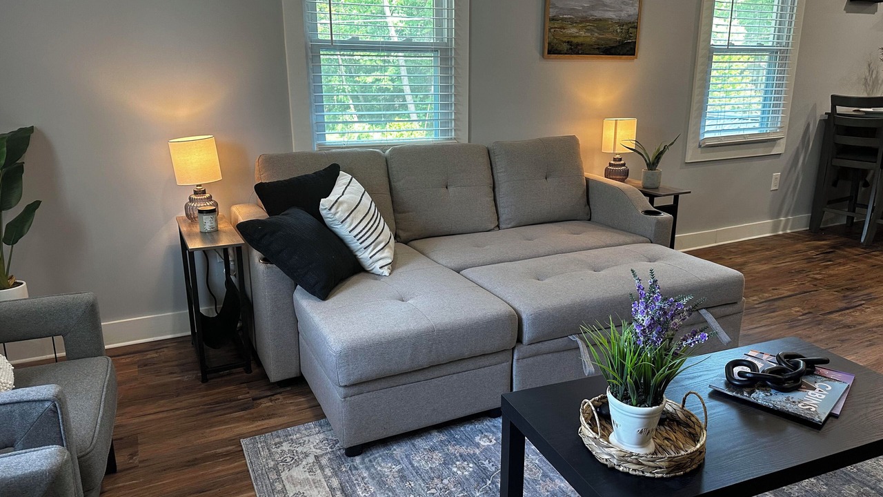 Photo of Livingroom in Jamestown