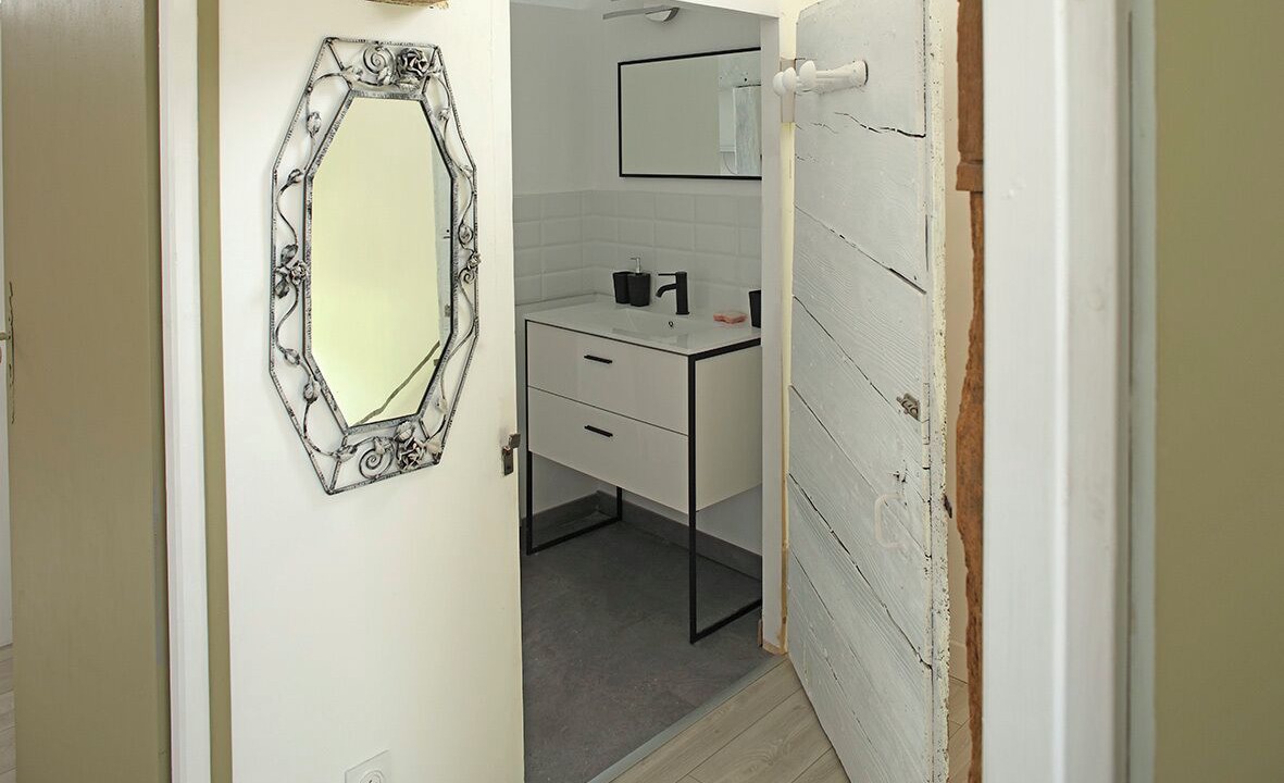 Photo of Others in Les Deux-Fays