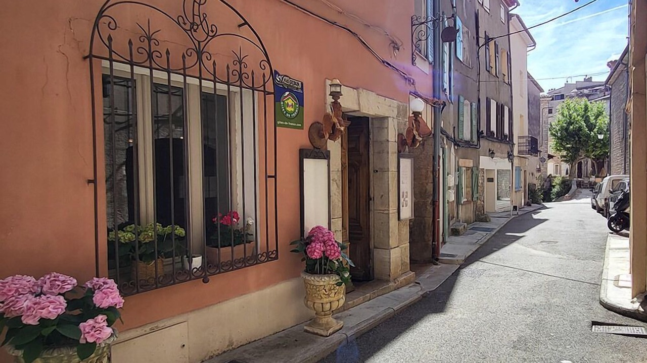 Photo of Outdoor in Claviers