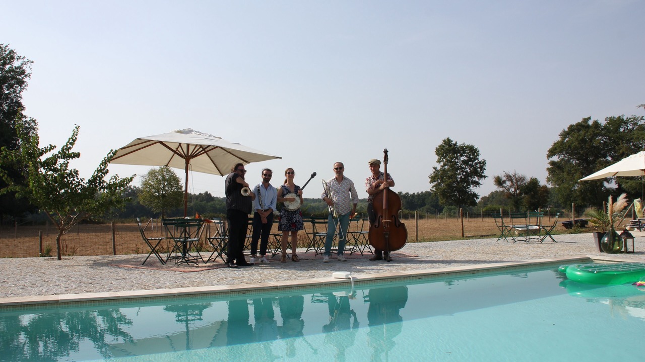 Photo of Outdoor in Saint-Sulpice-et-Cameyrac