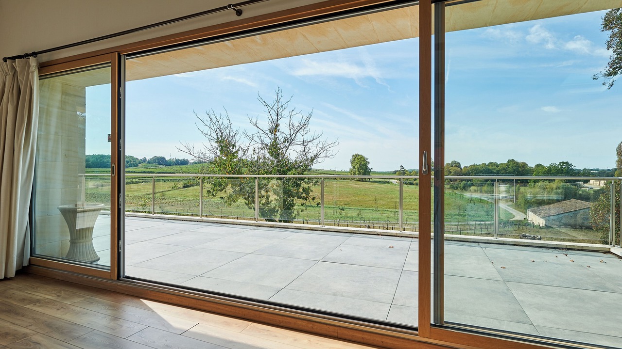 Photo of Patio Balcony in Saint-Sulpice-et-Cameyrac