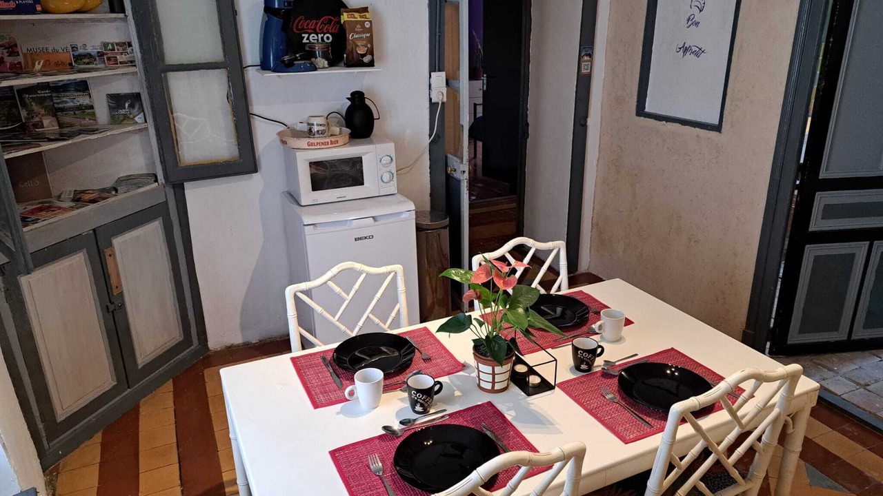 Photo of Others in Issy-l'Eveque