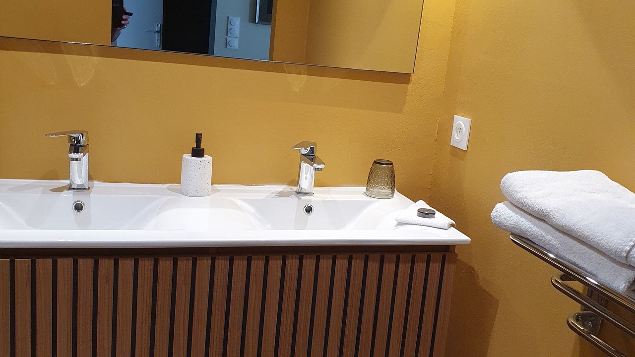 Photo of Bathroom in Arles