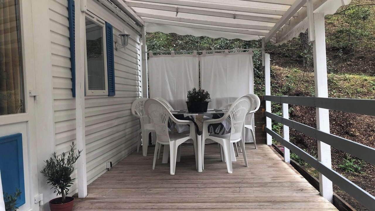 Photo of Outdoor in Saint-Jean-de-Valeriscle