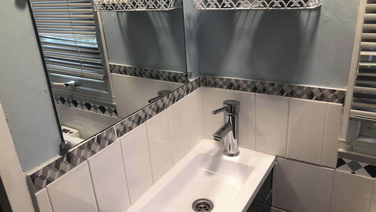Photo of Bathroom in Saint-Jean-de-Valeriscle