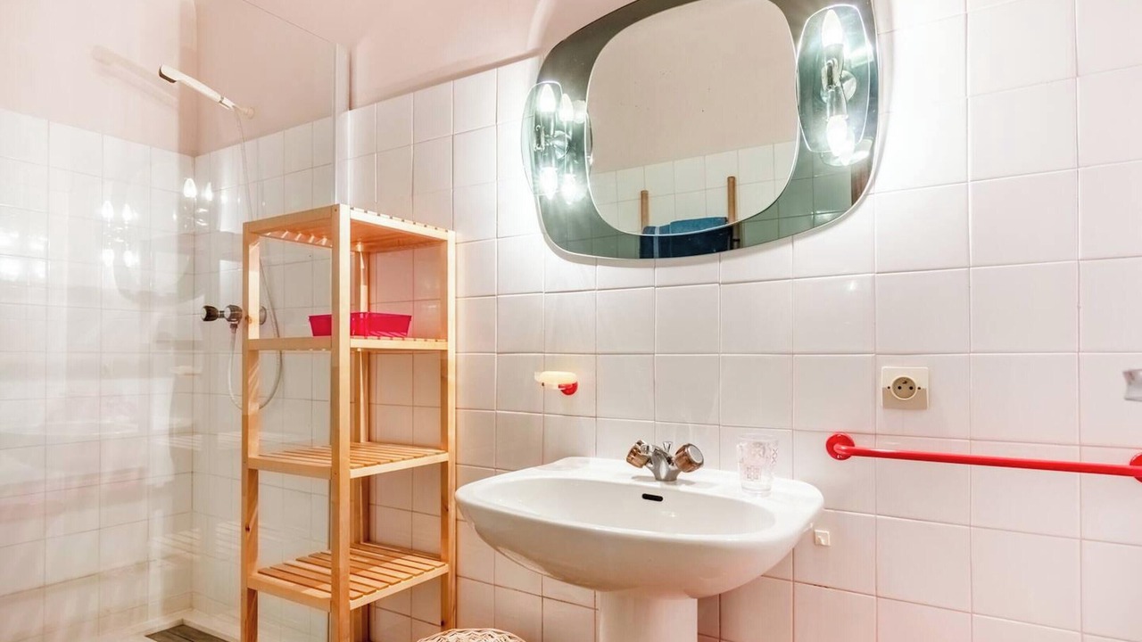 Photo of Bathroom in Ceret