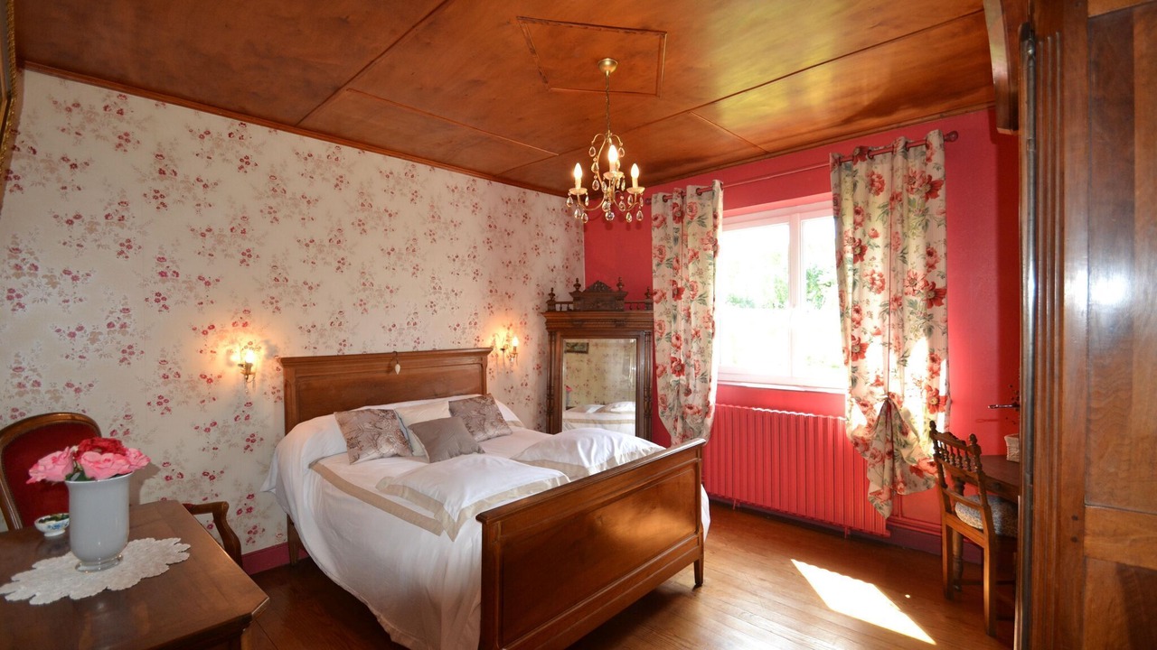 Photo of Others in Camiran