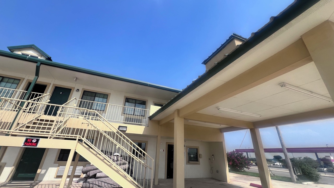 Photo of Outdoor in Pearsall