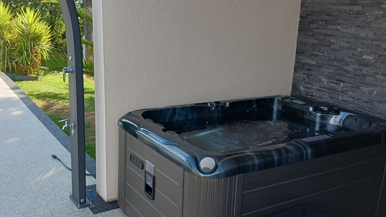 Photo of Outdoor in Burlats