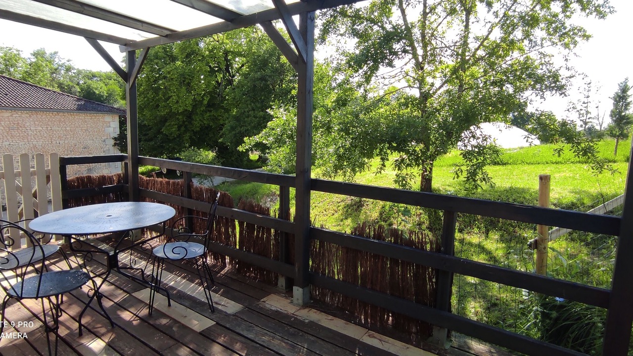 Photo of Outdoor in Saint-Maigrin
