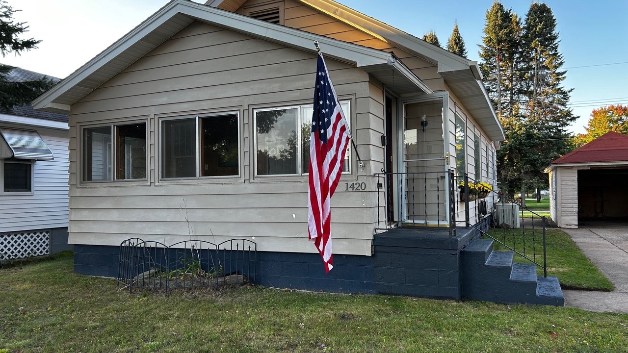 Photo of Outdoor in Iron Mountain