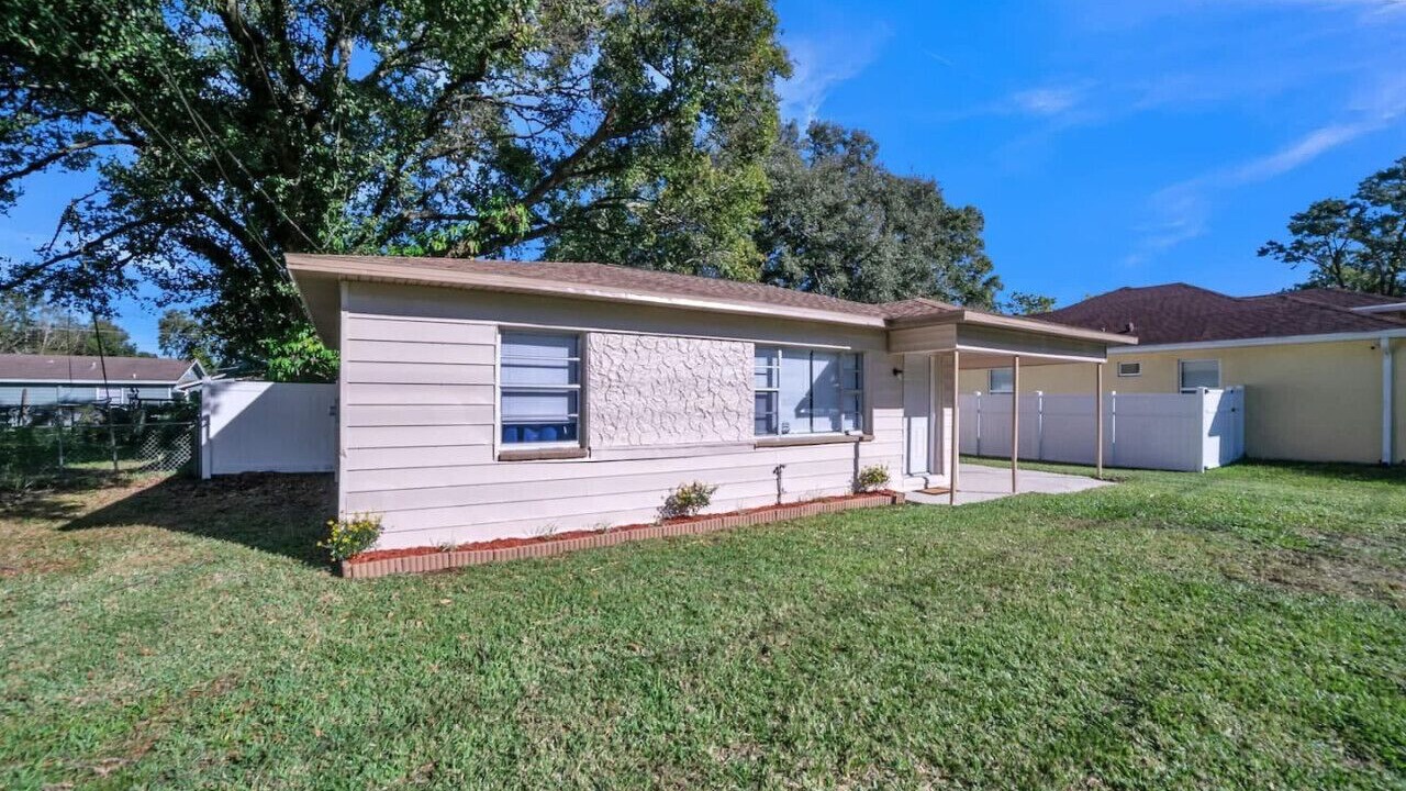 Photo of Outdoor in Plant City