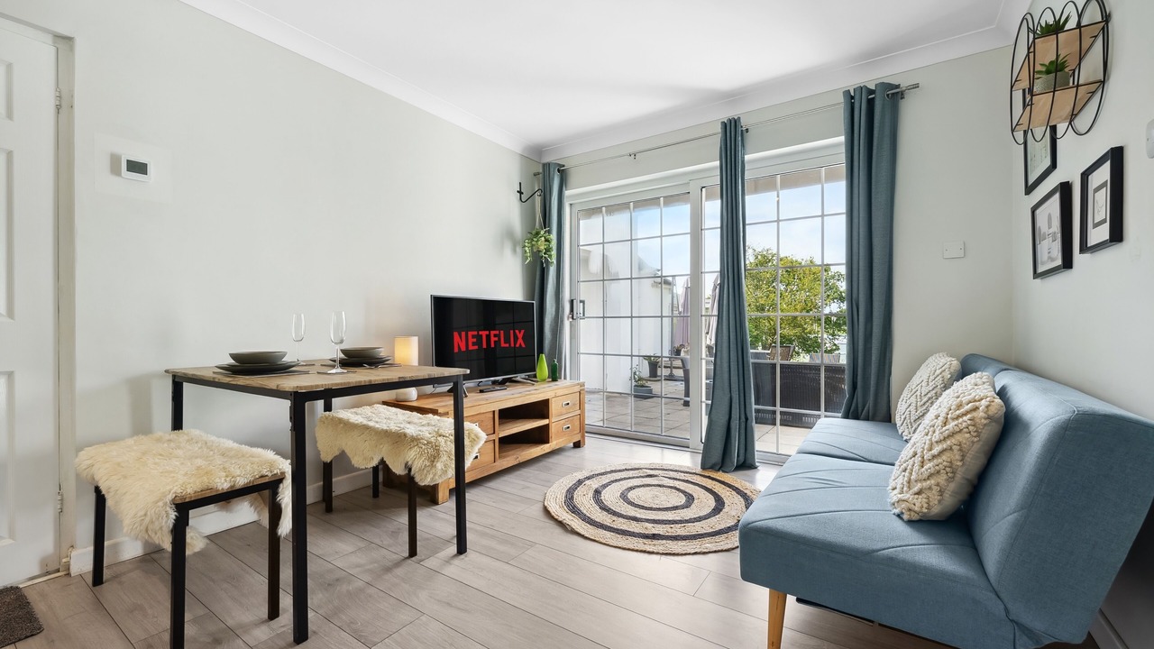 Photo of Livingroom in Netley