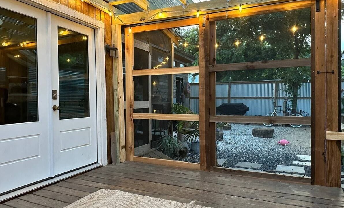 Photo of Outdoor in Govalle