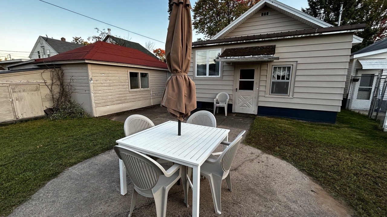 Photo of Outdoor in Iron Mountain