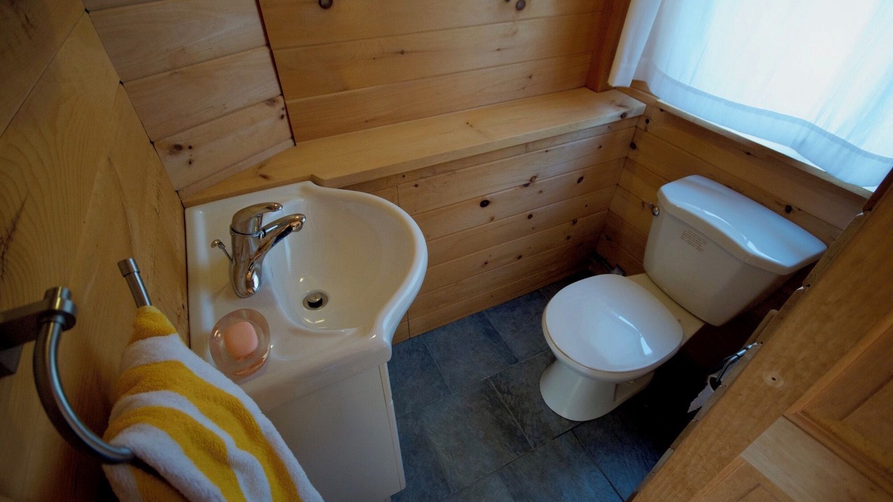 Photo of Bathroom in Grand Bend