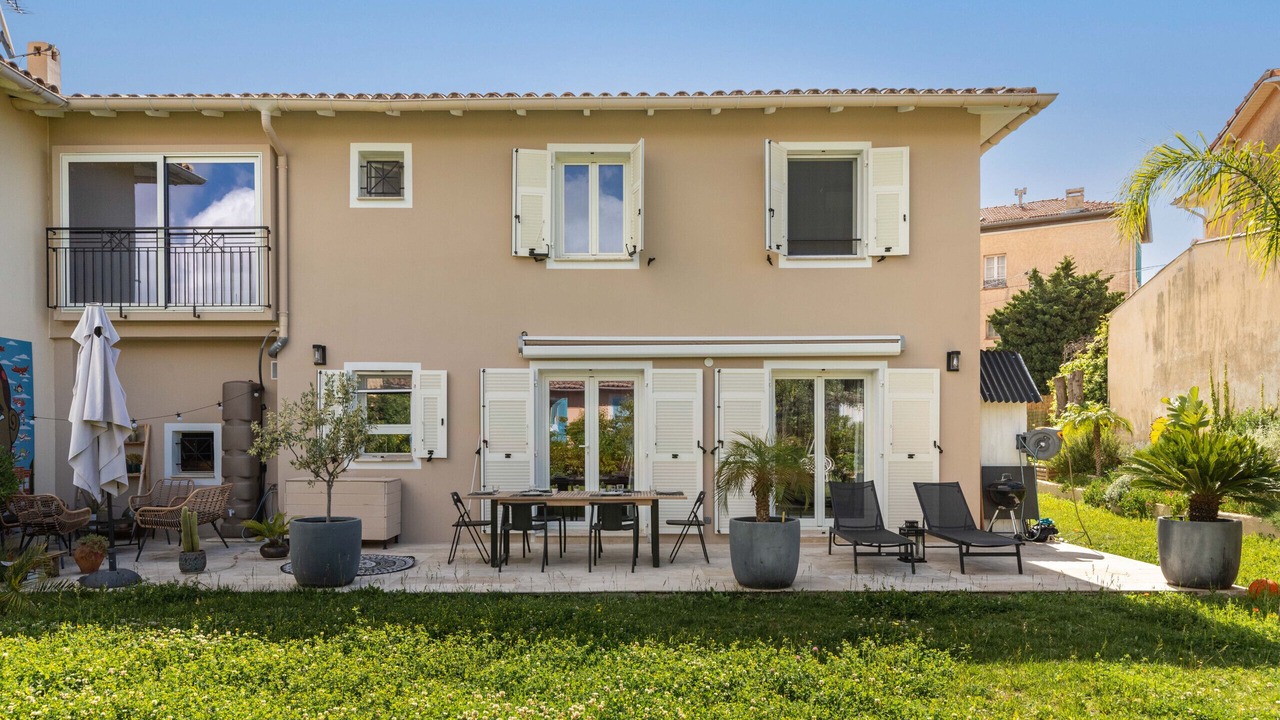 Photo of Outdoor in Saint Antoine