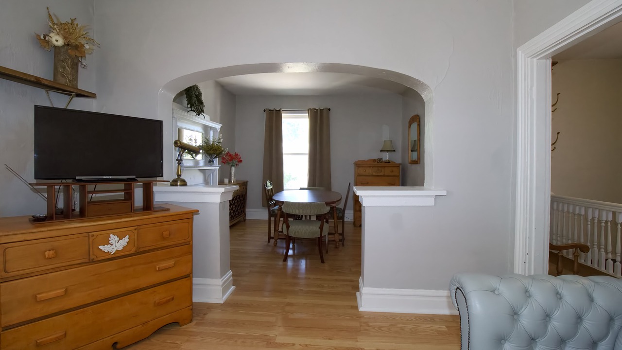 Photo of Livingroom in St. Louis