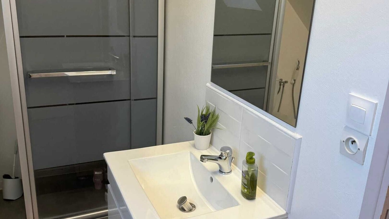Photo of Bathroom in Saint-Georges-des-Groseillers