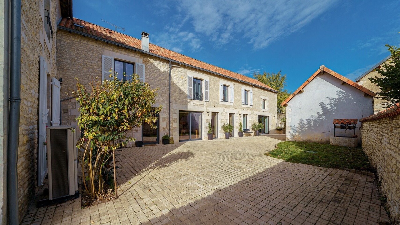 Photo of Outdoor in Neuville-de-Poitou