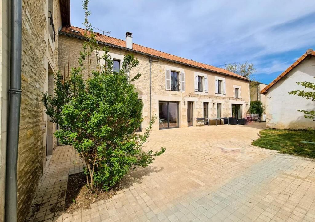 Photo of Outdoor in Neuville-de-Poitou