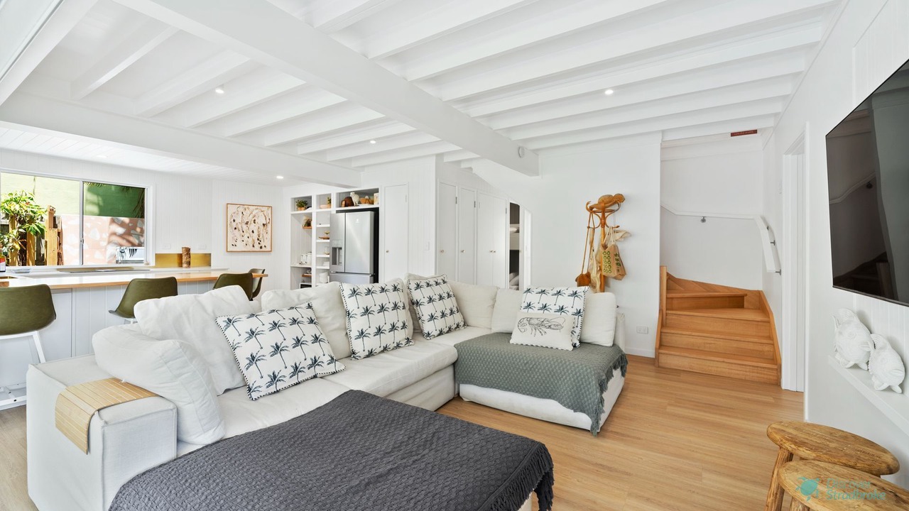 Photo of Livingroom in Point Lookout