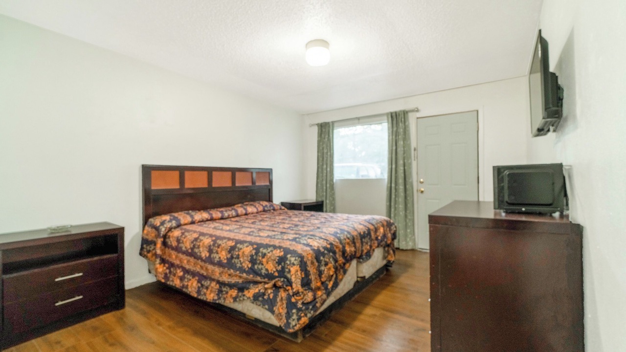 Photo of Bedroom in Palestine