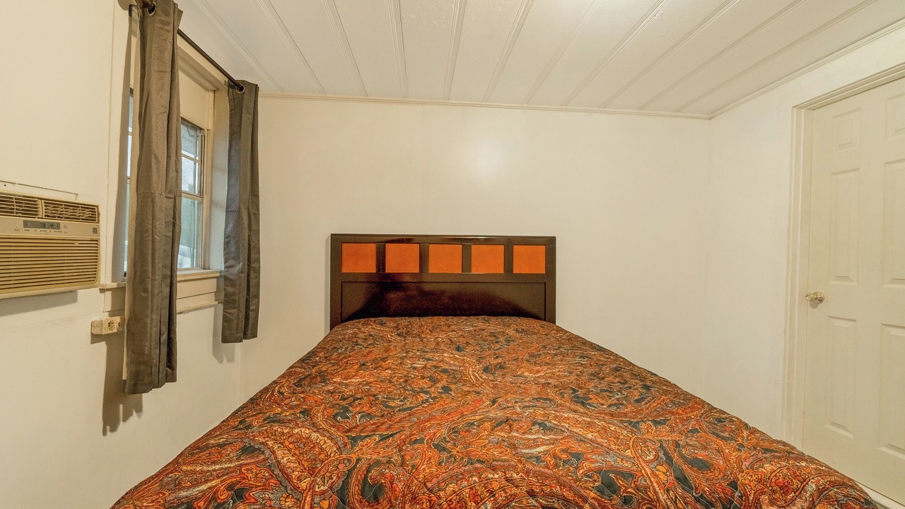 Photo of Bedroom in Palestine