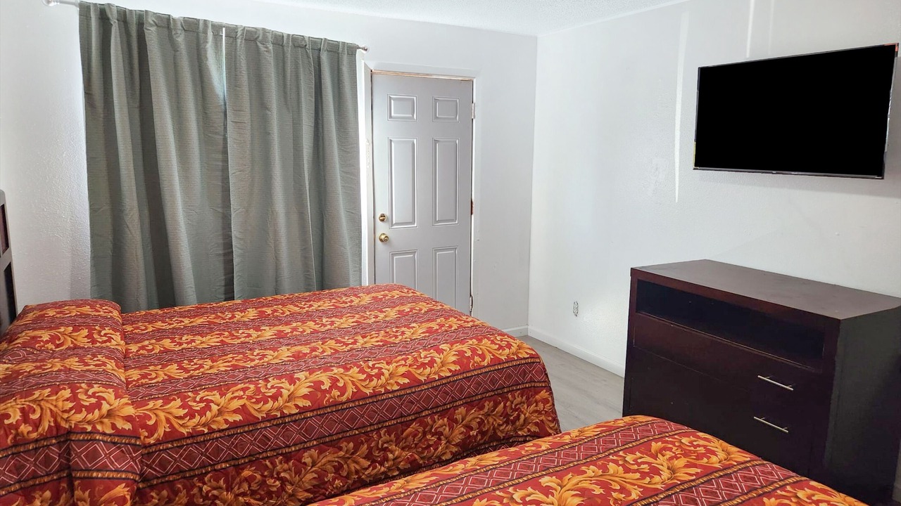 Photo of Bedroom in Palestine