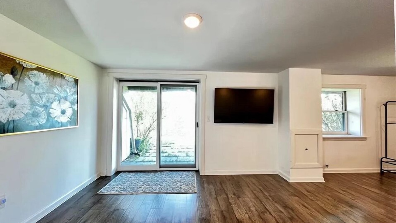 Photo of Livingroom in Canandaigua