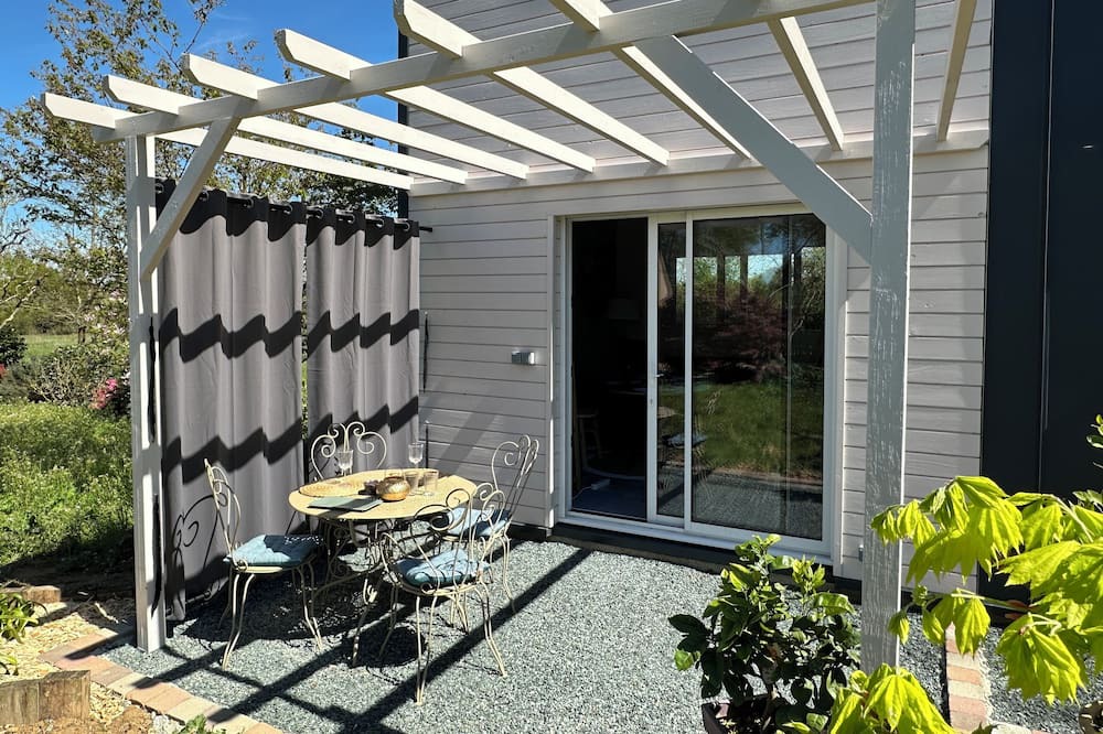 Photo of Outdoor in Plesse