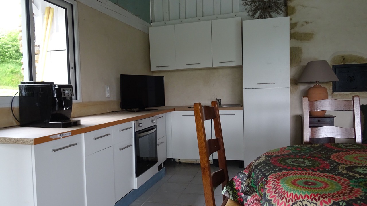 Photo of Kitchen in Blousson-Serian