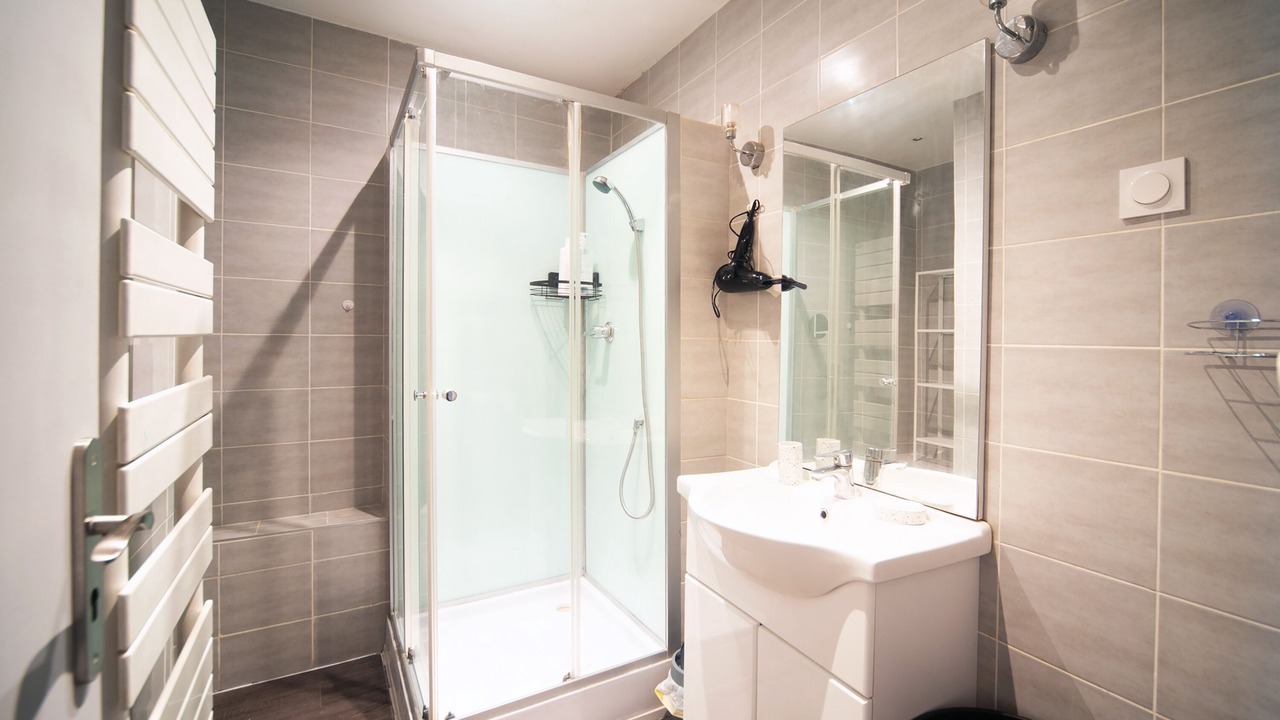 Photo of Others in Saint-Amour