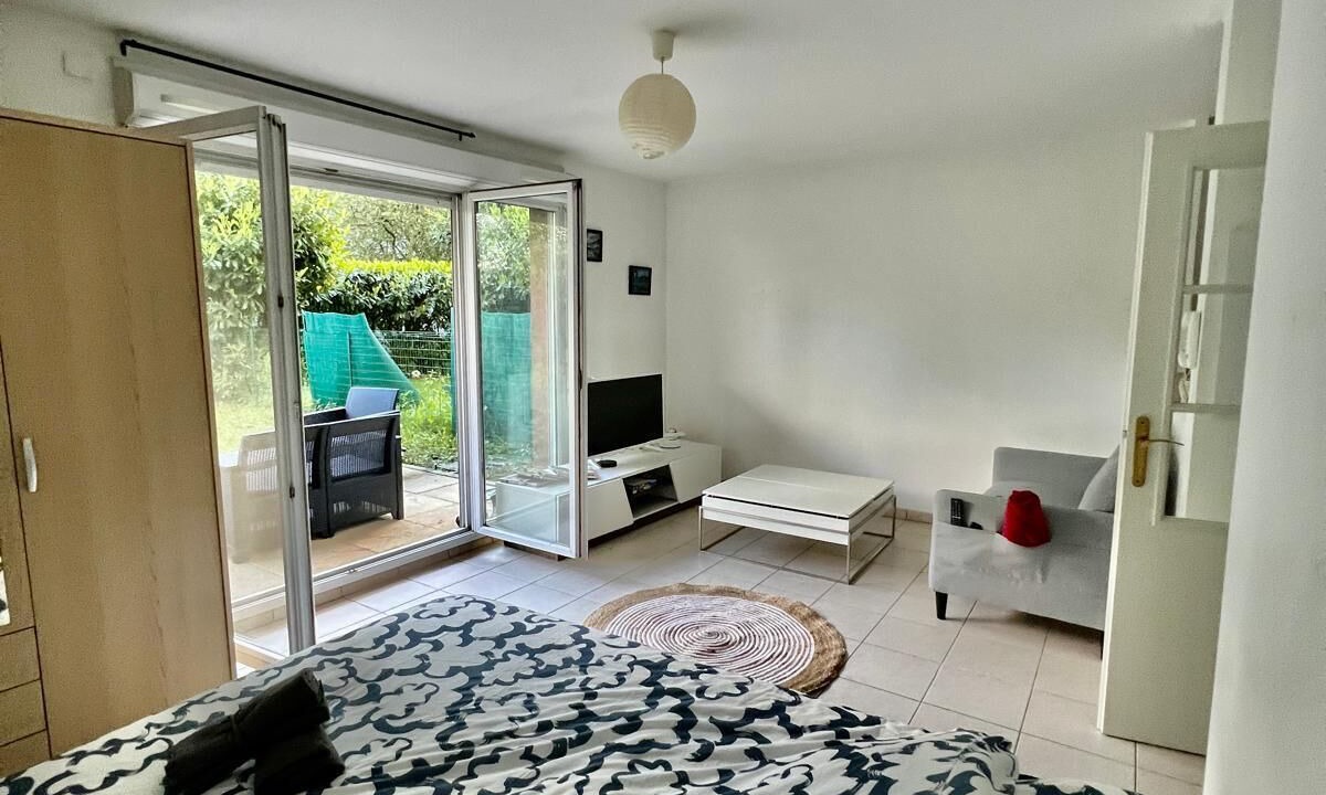 Photo of Others in Cergy