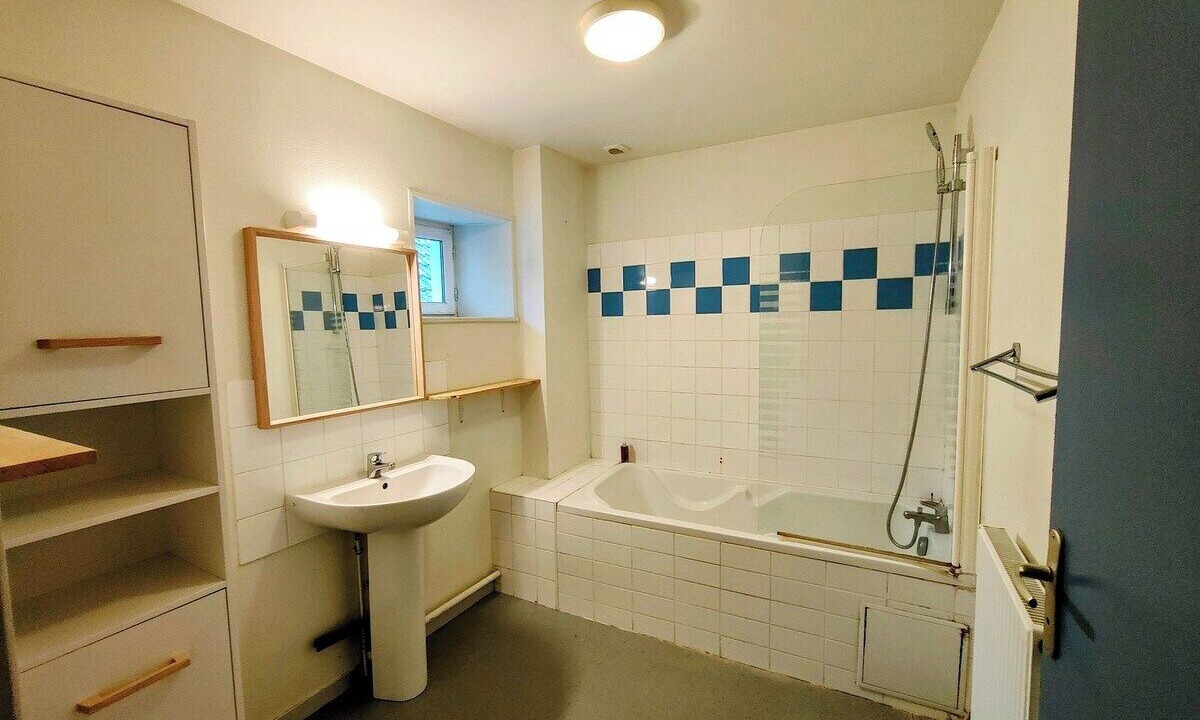 Photo of Others in Mige