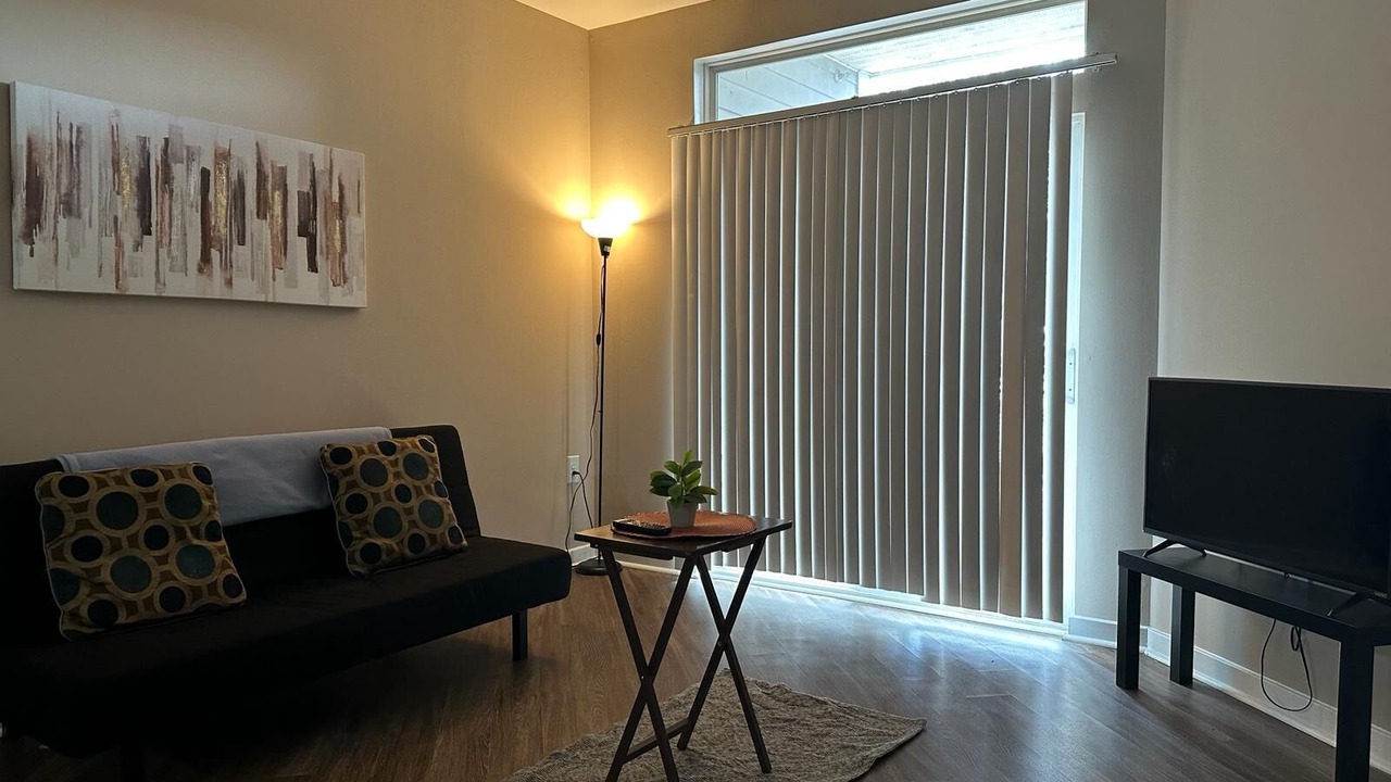 Photo of Livingroom in Wheaton-Glenmont