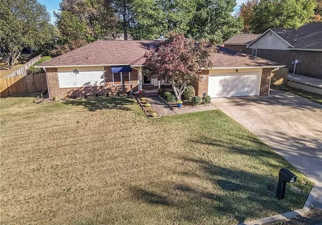 Photo of Outdoor in Van Buren