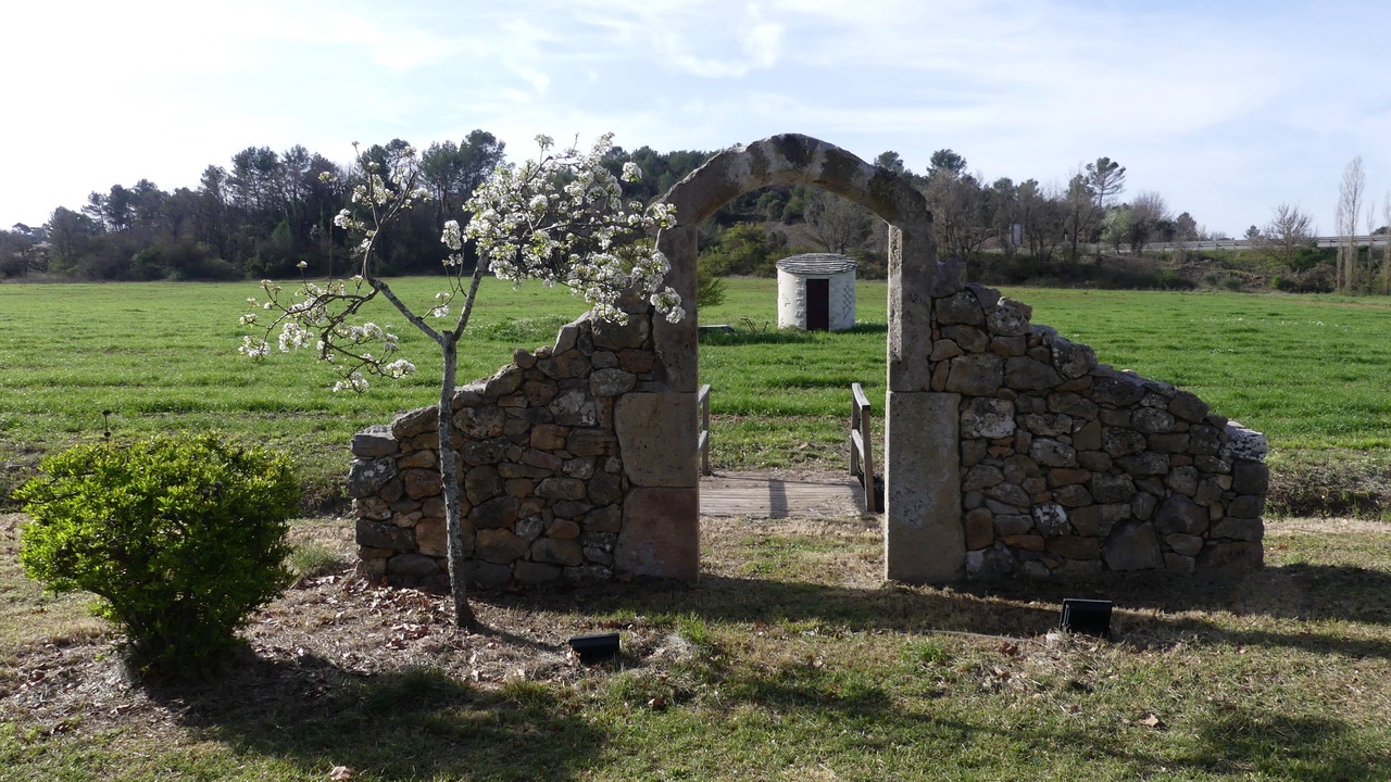 Photo of Outdoor in Tourves