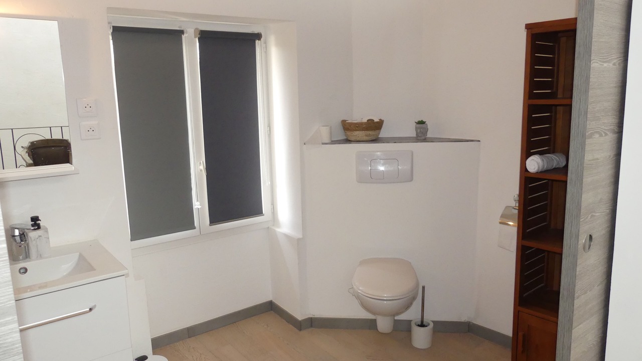 Photo of Bathroom in Tourves