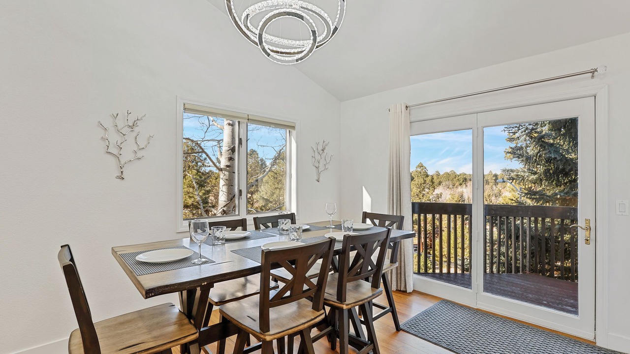 Photo of Livingroom in Flagstaff