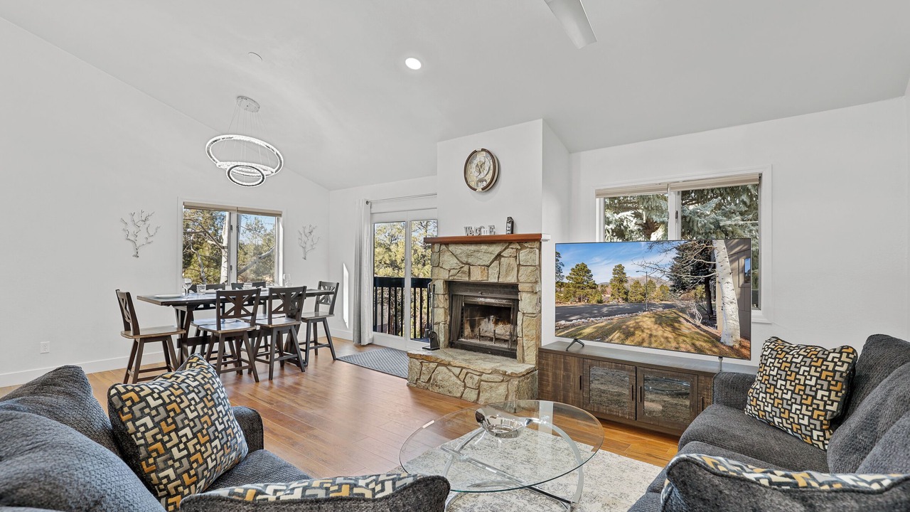 Photo of Livingroom in Flagstaff