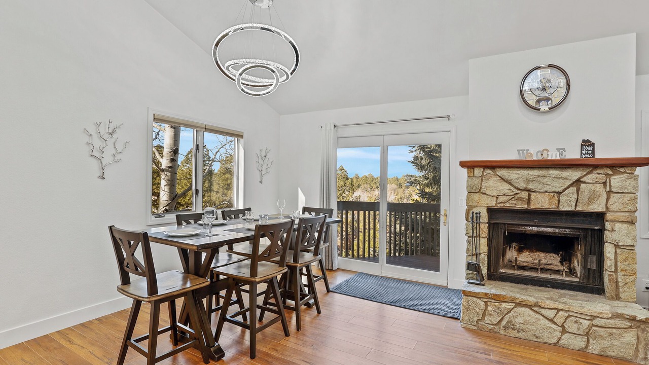 Photo of Livingroom in Flagstaff