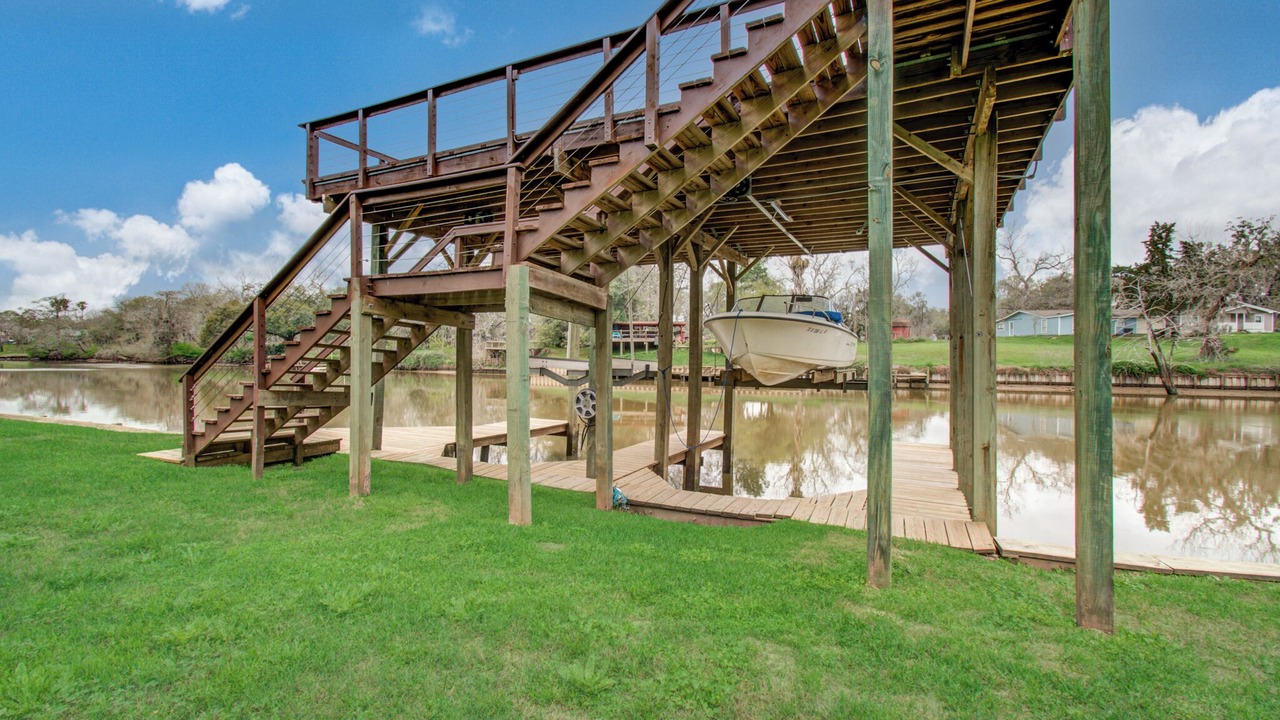 Photo of Others in Wild Peach Village