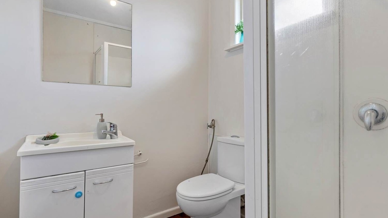 Photo of Others in Sandringham